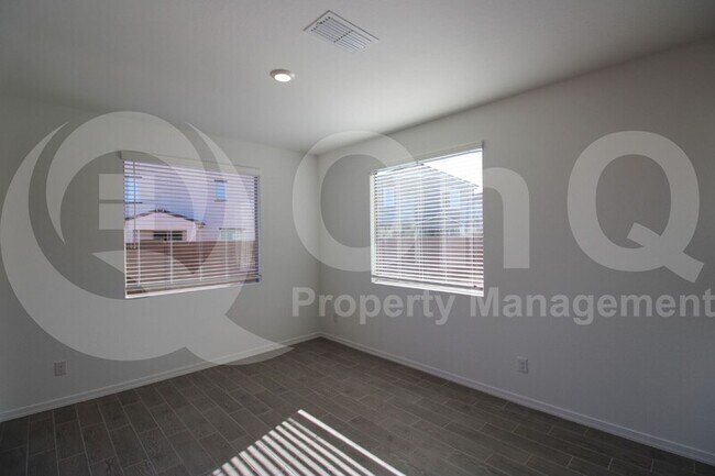 Building Photo - 9361 E Sector Dr