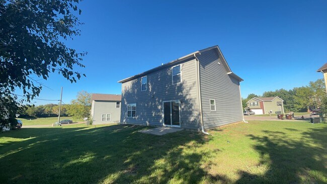 Foto del edificio - 121 Kaitlin Wy