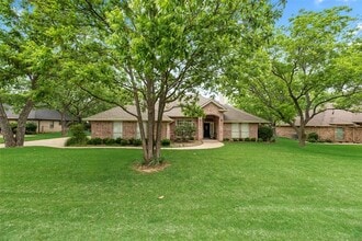 Building Photo - 8911 Hickory Hill Dr
