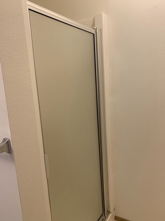 Foto del edificio - Four bedroom, two bath family home on quiet Beaverton street