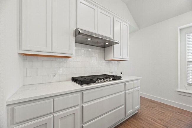 Foto del edificio - 18402 Mesquite Flts Trl