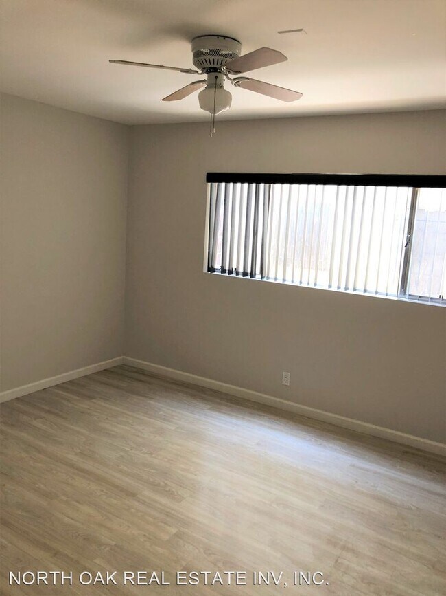 Building Photo - 4234 Degnan Blvd