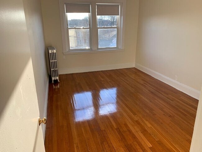 Foto del edificio - 9/1 No Fee! Junior 1BR/large studio in Brighton near Green Line!