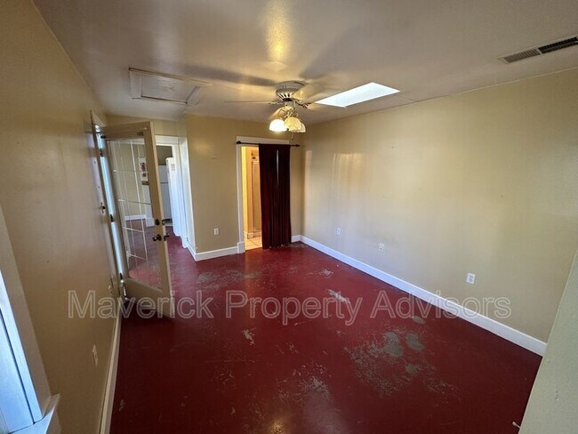 Foto del edificio - 1024 Roma Ave NW