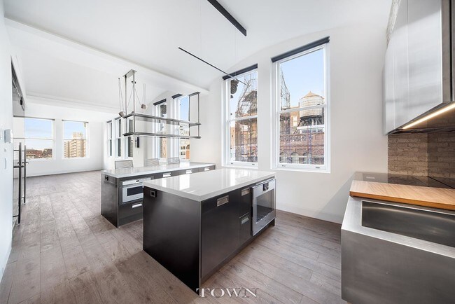 Foto del edificio - 640 Broadway