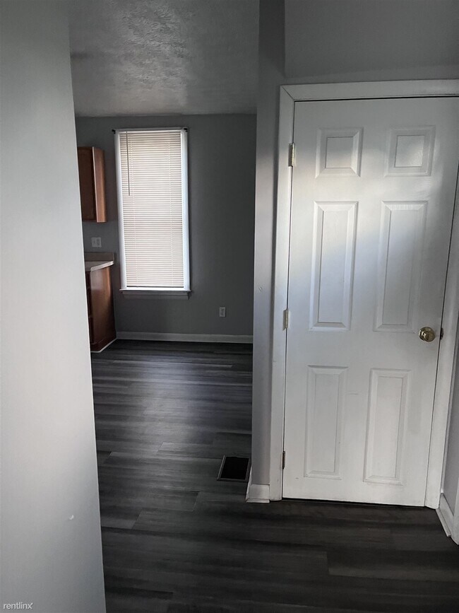 Building Photo - 2 br, 1 bath House - 517 19th Street