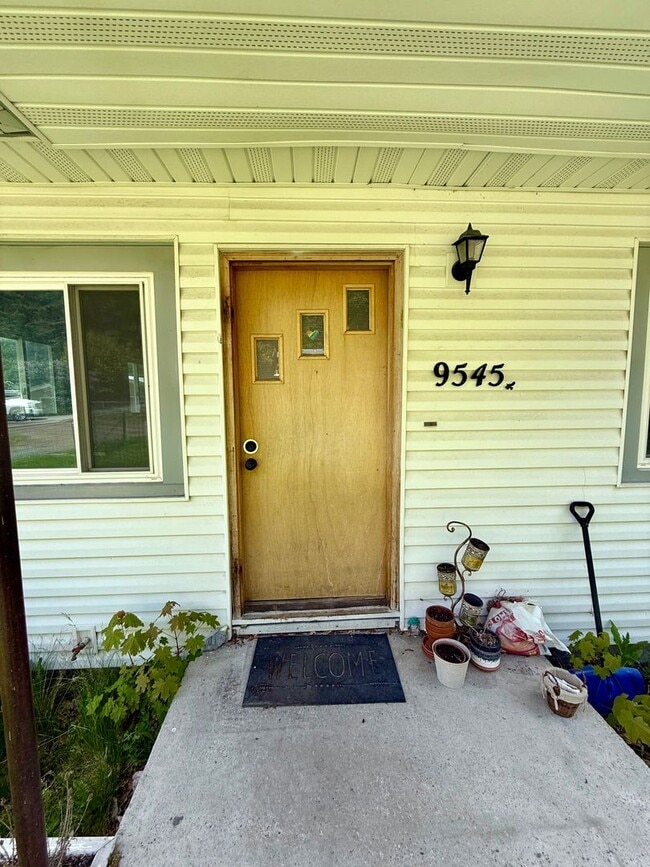 Building Photo - Charming 2 Bed / 1 Bath Home in Bonner! Pet Friendly!