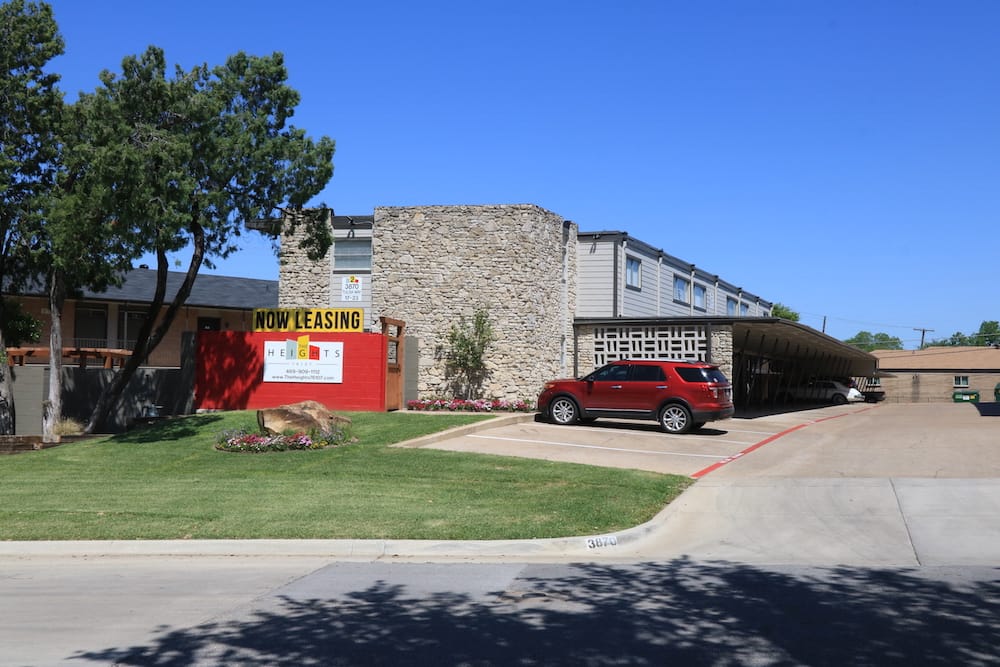 Primary Photo - 3870 Tulsa Way