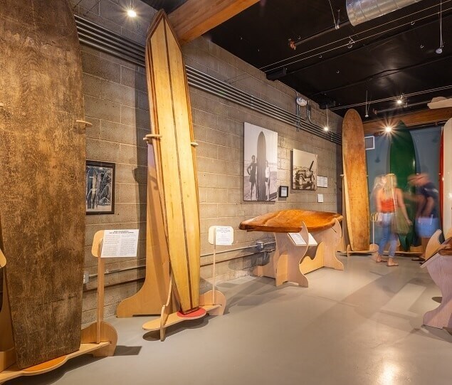 Artist Alley hosts events such as the weekly Artist Alley Interactive