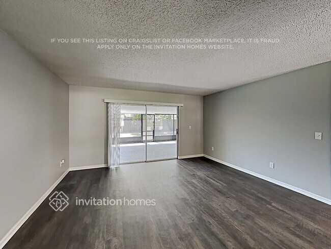 Building Photo - 15111 Roundup Dr