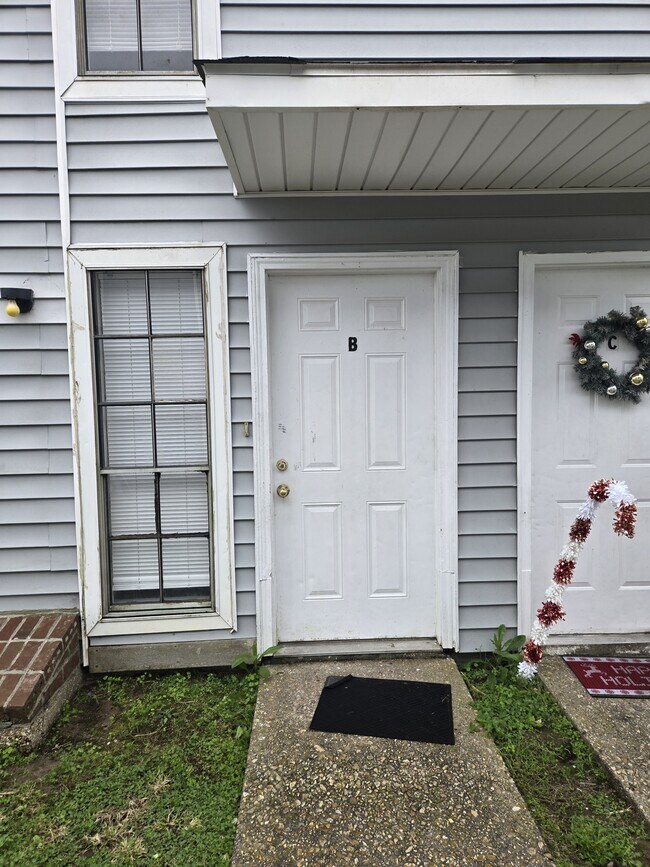 Foto del edificio - 120 Oak Ridge Ave