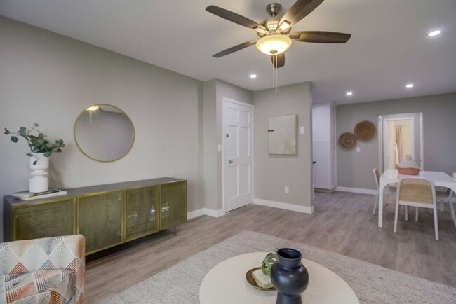 Interior Photo - THE POINTE - JUST RENOVATED! Luxurious Community, W/D In Unit