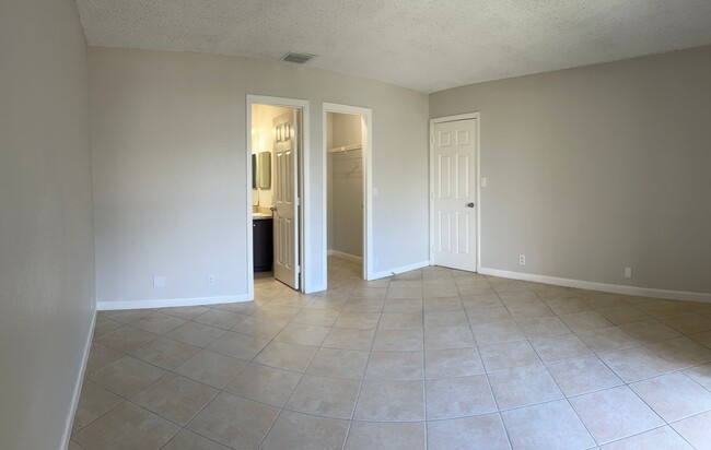 Foto del edificio - Limited Time Promo: up to 3 months off!