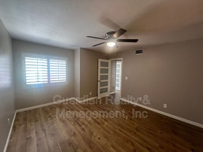 Foto del edificio - 154 W 5th St