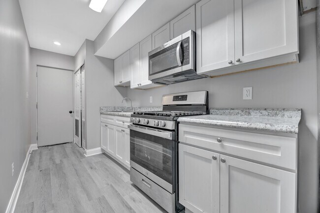 Foto del edificio - 2439 25th St SE