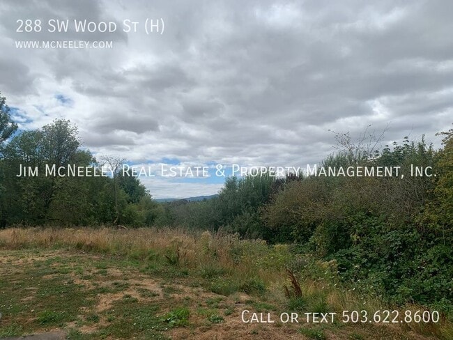 Foto del edificio - 288 SW Wood St