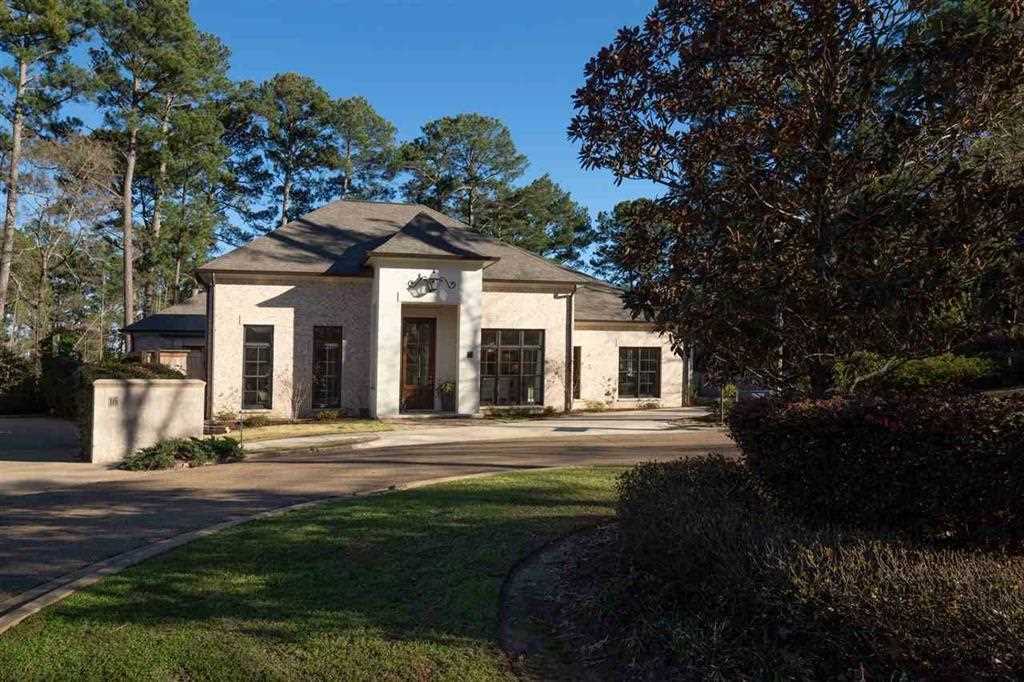 18 Eastparke Dr, Jackson, MS 39211 House Rental in Jackson, MS