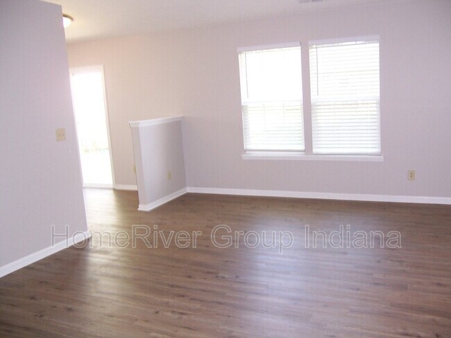 Foto del edificio - 3729 Lacebark Dr