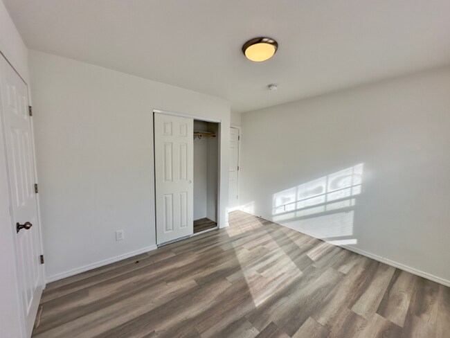 Foto del edificio - 3313 S Madison St