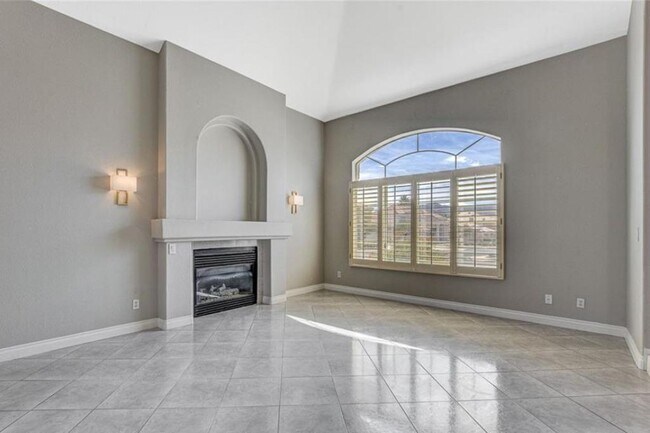 Building Photo - 1842 Bogey Way
