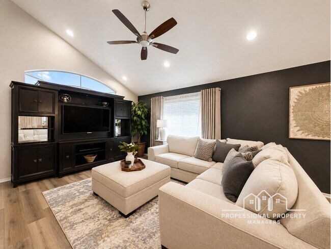 Building Photo - “Stunning 4-Bedroom, 3-Bathroom Solar Home in Rancho Sereno”