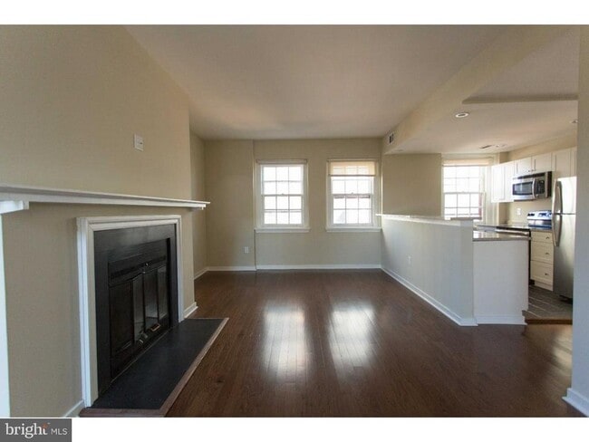 Building Photo - 532 Spruce St