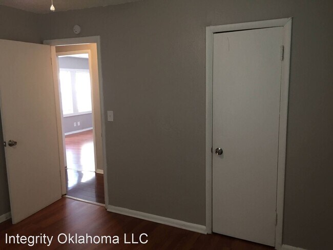 Foto del edificio - 2 br, 1 bath House - 2705 SW 40th St.