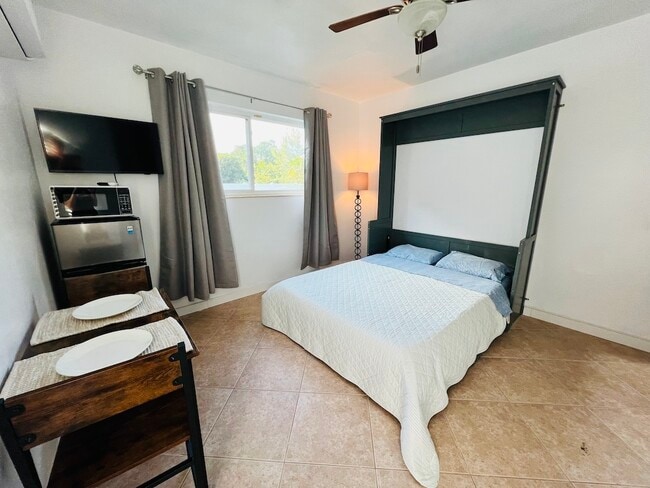 Photo - 11400 NE 13th Ave House