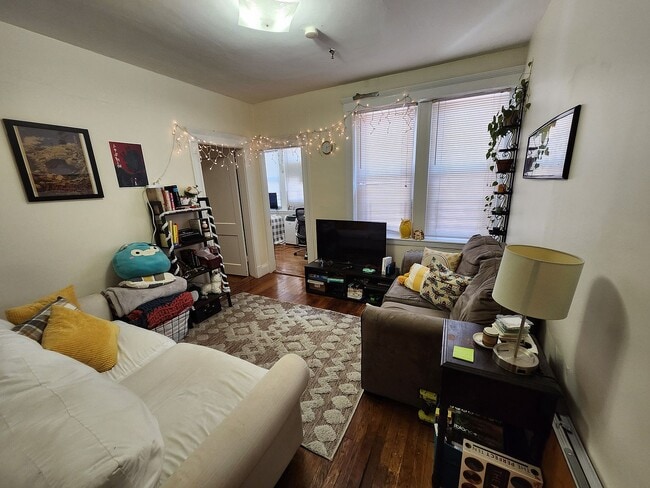 Building Photo - 309 Allston St