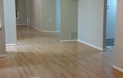 Foto del edificio - 313 Glen Ln