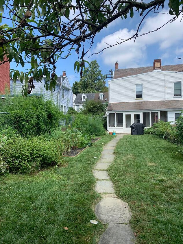 316 High St, Easton, PA 18042 House Rental in Easton, PA