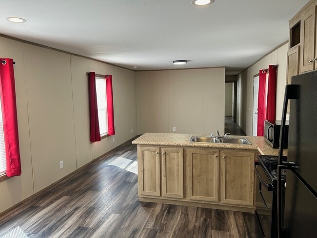 Building Photo - 805 S Morgan St