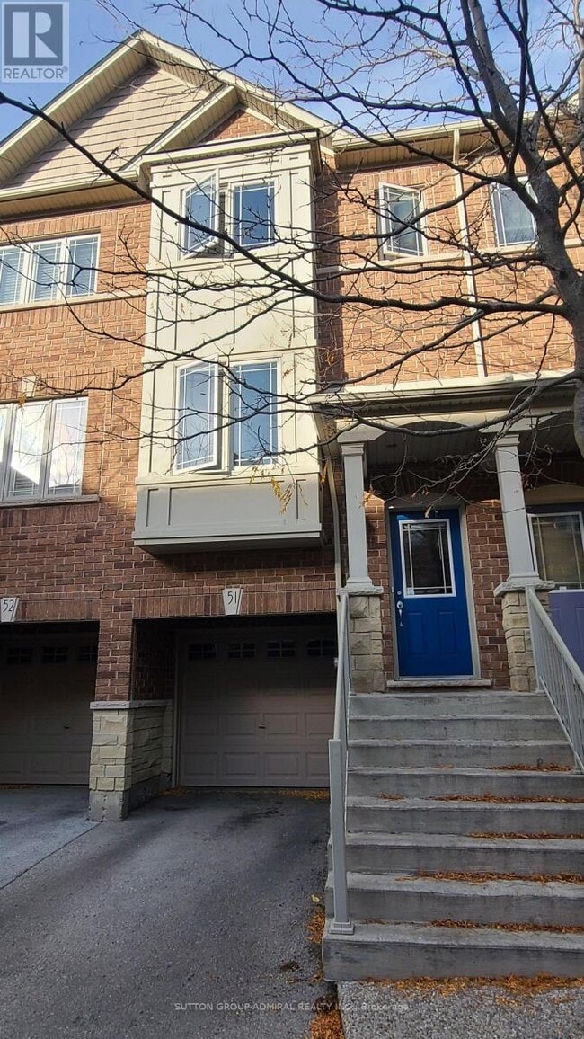 Building Photo - 25 Viking Dr