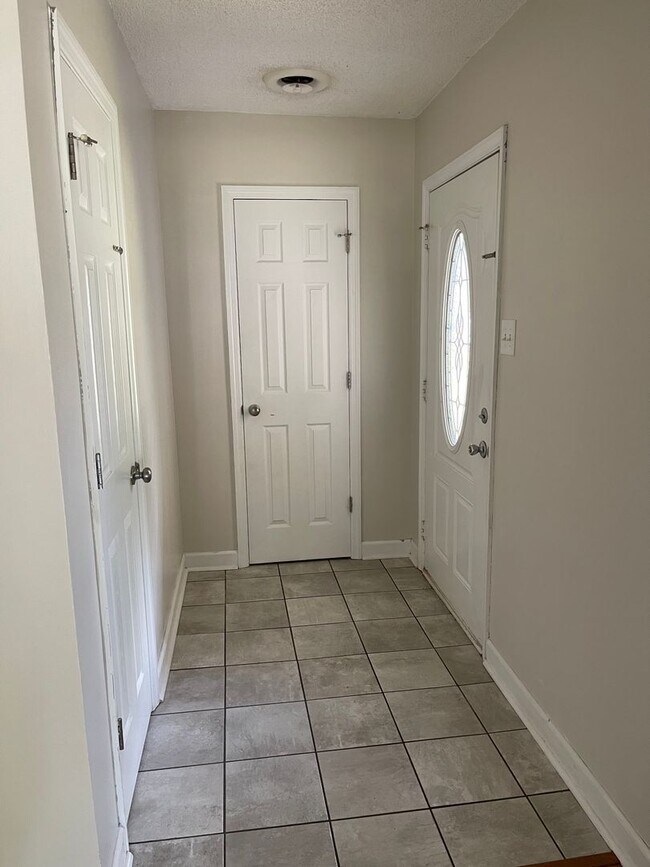 Foto del edificio - 104 Timber Ln