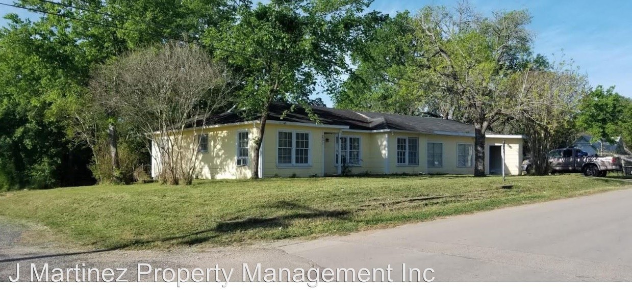Primary Photo - 4 br, 2 bath House - 201 4th Ave