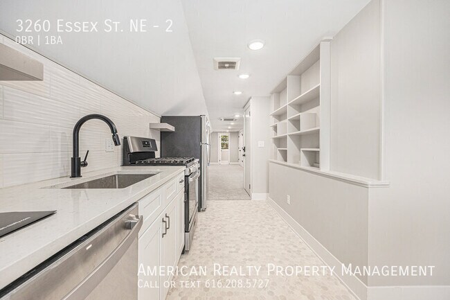 Foto del edificio - 3260 Essex St NE