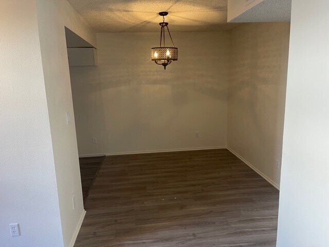 Foto del edificio - 1039 E Spazier Ave