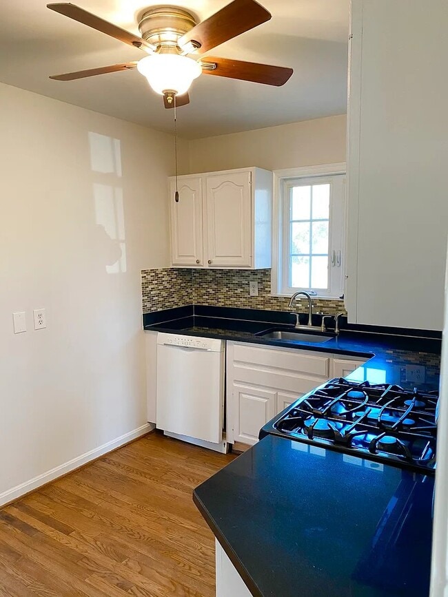 Building Photo - 3609 Dannys Ln
