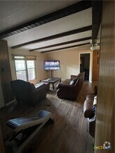 Building Photo - 653 Scarbourough