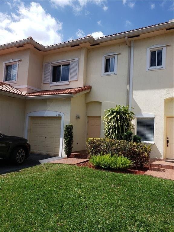 Primary Photo - 2352 Coral Springs Dr