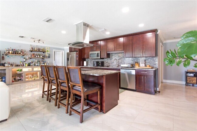 Foto del edificio - 2198 Oak Grove Dr