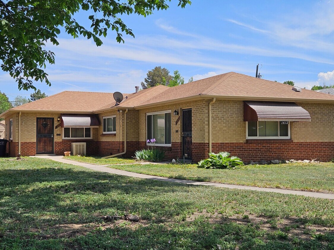 Primary Photo - 2-Bedroom Home with One-Car Garage