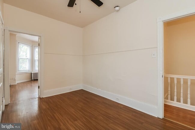Building Photo - 2047 S 60th St