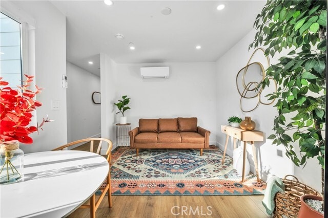 Foto del edificio - 4915 Lincoln Ave