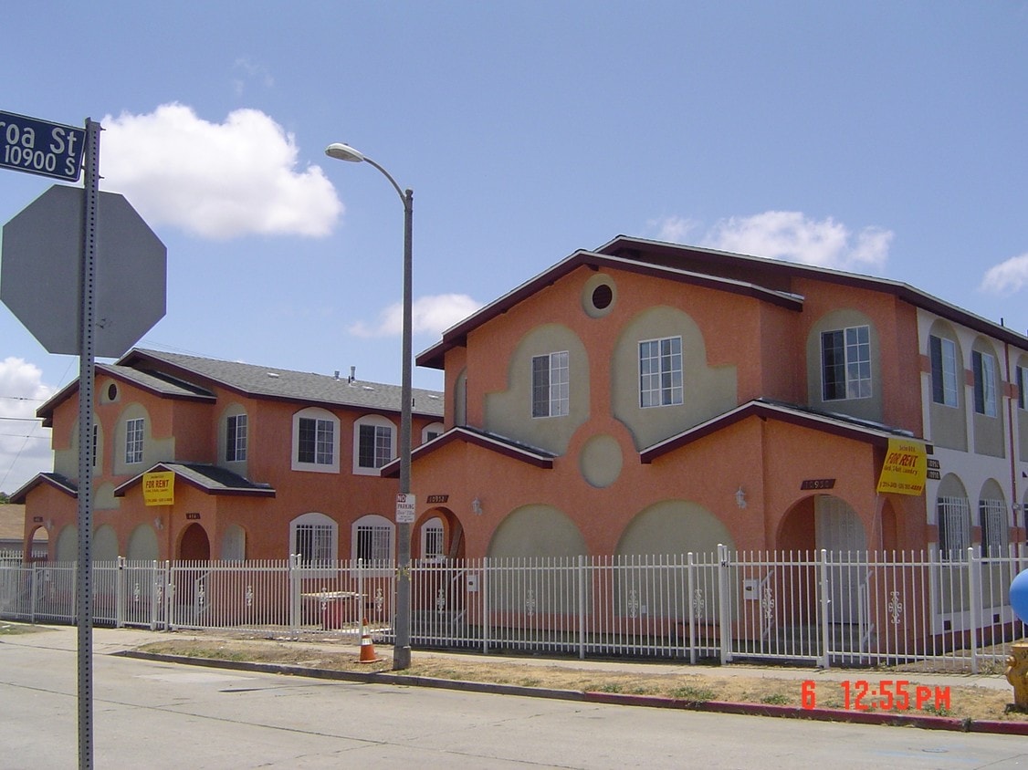 Primary Photo - 10950 S Figueroa St