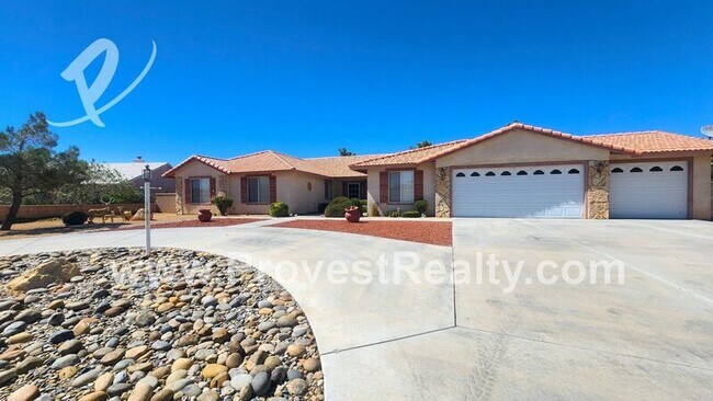 Foto del edificio - 20322 Skyline Ranch Dr