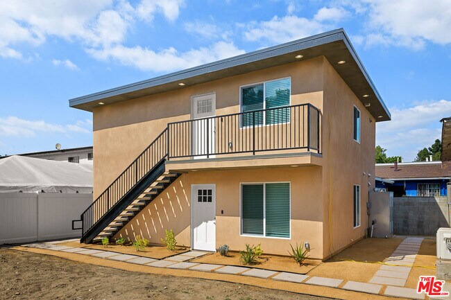 Foto del edificio - 342 S Ave 56