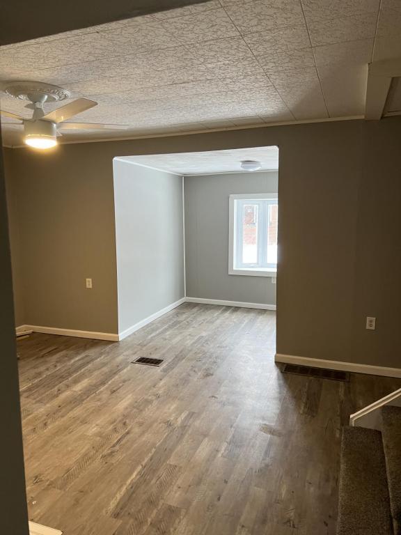 Foto del edificio - 1053 Priestly Ave