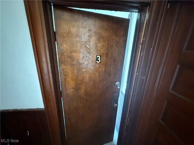 Foto del edificio - 1355 Addison Rd
