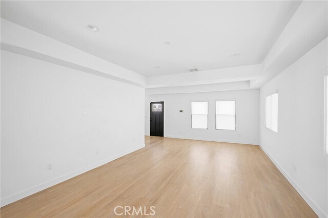 Building Photo - 5826 Craner Ave